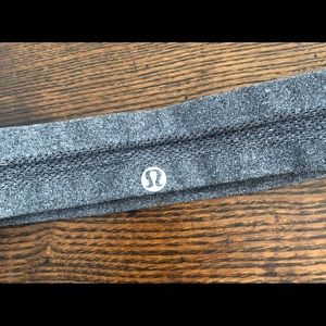 FINAL SALE Lululemon Cardio Cross Trainer Headband